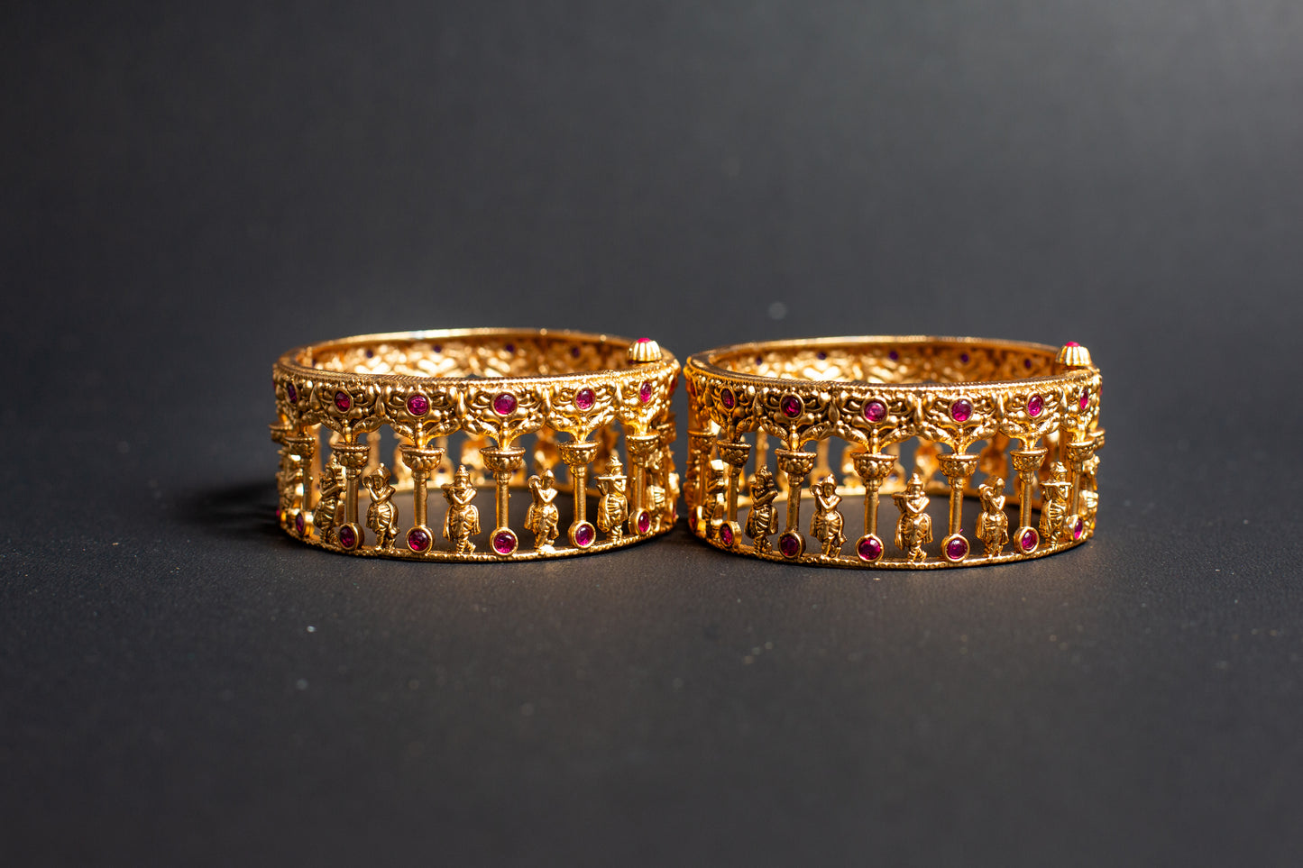 Minakari Krishna Bangle – Traditional Enamel Work | Bole Chudiyan