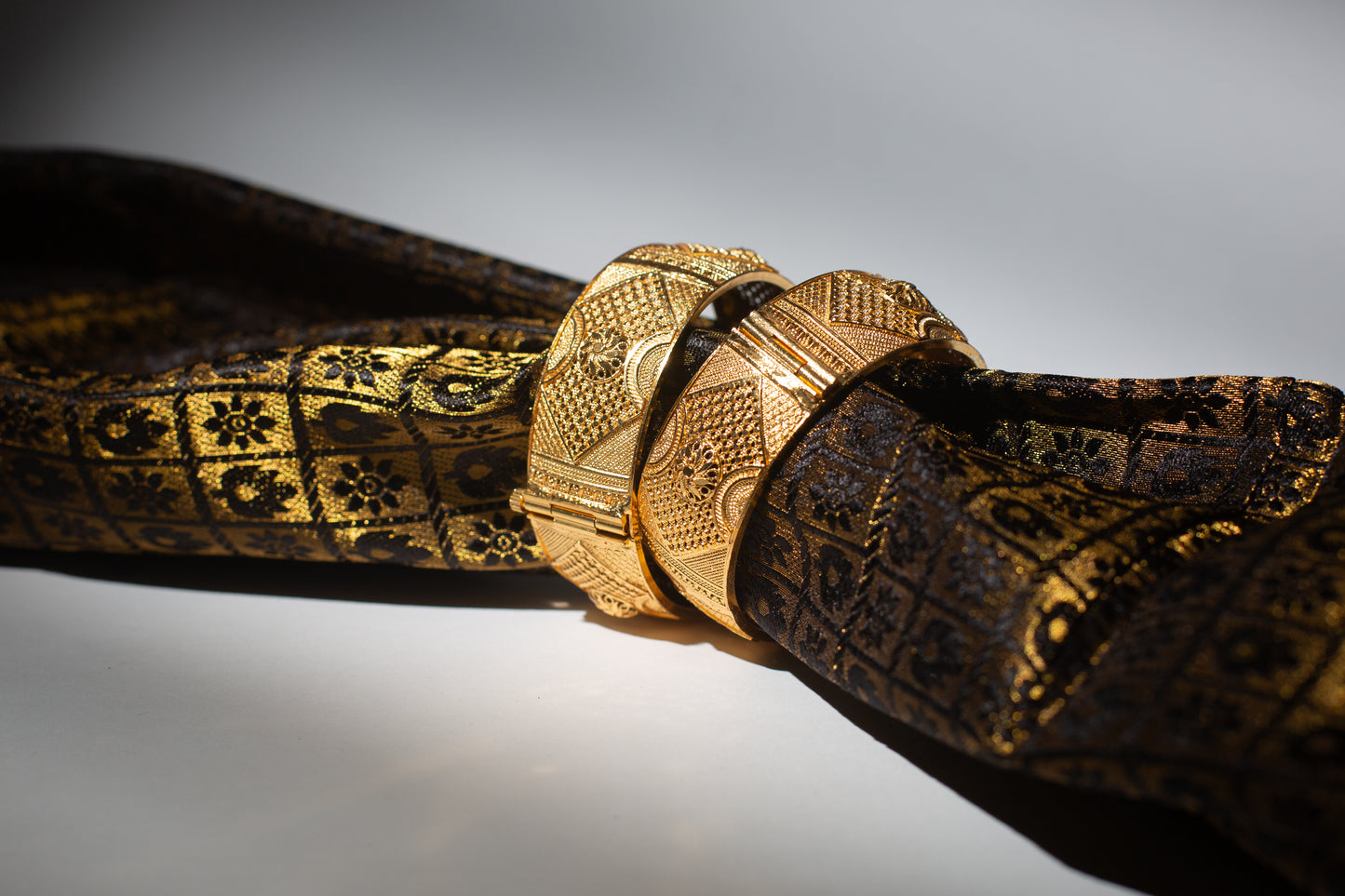 Jaalidaar Gold Plated Bangles